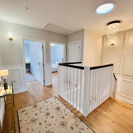 Villa Gems In Ratoath