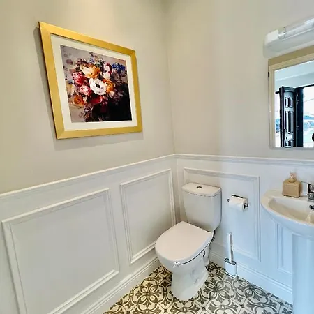 Gems In Villa Ratoath